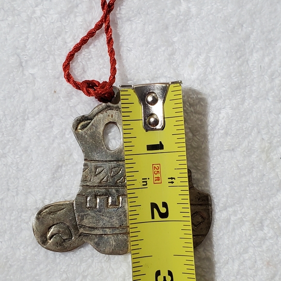 Set of 3 Etched Metal Southwest Native American Pottery Orn… - Picture 4 of 4